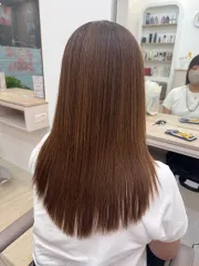 長髮縮毛矯正作品，設計師 Cookie🎀，高雄三民區沐嵐美學