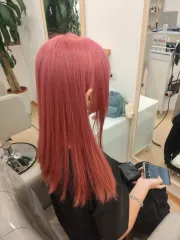 珊瑚紅作品，設計師 💈小恩 ✂Rick💈，台北萬華區ROOT