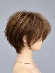 鮑伯 精靈短髮作品，設計師 Hanc，台中北區馬獅龍永興店