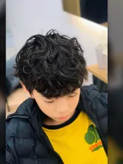 萊斯利捲作品，設計師 阿威，台中西區初裏