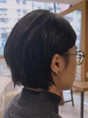 女生短髮作品，設計師 家蓁，台北松山區Remak美髮工作室