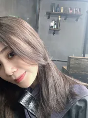 奶霧灰咖 · 低調卻超顯白的質感髮色