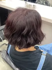 酒紅褐色作品，設計師 Viki，桃園中壢區VI STYLE HAIR