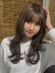 層次燙 x 霧感髮色