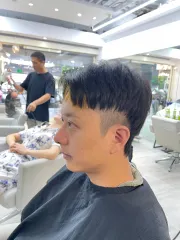 最精準的男士剪裁作品，設計師 Hsu Hebe 💰，新北板橋區𝐂𝐇𝐈𝐀𝐎²