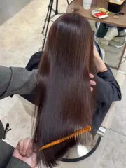 縮毛矯正｜質感修復作品，設計師 小郭Kris 「捷運小巨蛋站」，台北松山區Komm hair微風店