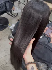縮毛矯正燙作品，設計師 TUTU｜台北市中山區，台北中山區KOMM HAIR 中山北店