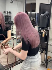 香檳粉紫色作品，設計師 Rita，台北松山區KOMM小巨蛋一店