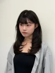 長髮層次Cut作品，設計師 Qin，台北信義區Komm hair