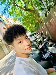 渣男燙作品，設計師 Tanya ت，台北信義區FOUR HAIR