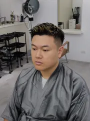 男生日系短髮挑漂作品，設計師 Delay，台北大同區LOD hair salon