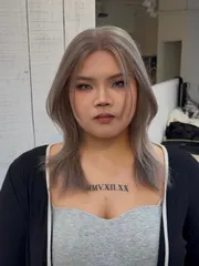 奶灰色搭上中層次剪裁