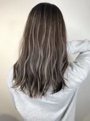 美式線條加染髪作品，設計師 💕 艾拉 엘라，台中豐原區髪妝舍
