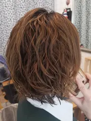 肩上造型燙作品，設計師 💕 艾拉 엘라，台中豐原區髪妝舍