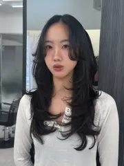 層次燙作品，設計師 Zoe，台北大同區KOMM Hair中山南西店