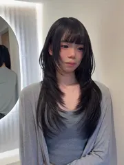 韓系層次剪作品，設計師 Zoe，台北松山區KOMM Hair微風店