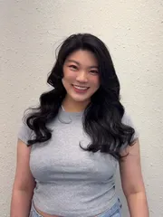 縮毛矯正+大捲作品，設計師 Zoe，台北松山區KOMM Hair微風店