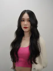 韓系大波浪作品，設計師 Yumi由美，台北中山區szuk hair salon 台北松江店