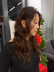 層次捲髮作品，設計師 Niki，新竹東區Moku salon