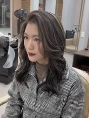 歐美系線條作品，設計師 金 hair salon黛比，台中北區金 hair salon