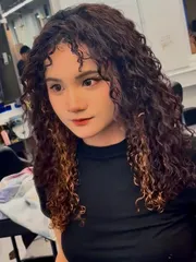 女生拉美卷/爆炸頭👩🏽‍🦱