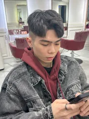 男士髮型作品，設計師 Betty❤️，台北大安區Mpalace