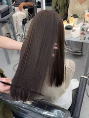 霧感髮色作品，設計師 Yumi，台北大安區Komm hair 忠孝店