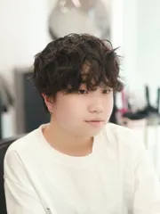 萊斯利卷作品，設計師 Cody，台中西區習者SALON de COIFFURE(模範店)