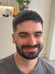 Clean mid Fade｜自然漸層男士剪髮設計