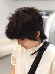 日系狼尾頭髮型作品，設計師 • ( A-Yue ) •阿躍，台中西區RILL HAIR SALON