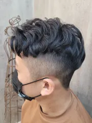 男仕紋理捲髮型