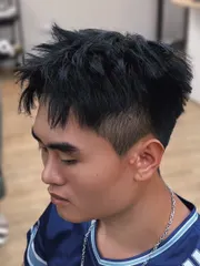 短髮 前刺作品，設計師 Seán 尚恩，台北萬華區juju attic｜hair salon