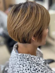 日韓系層次短髮作品，設計師 Arissa 💈，台北大安區Felix SALON