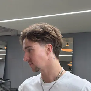 hair preview fb75294e-05c0-4aea-8bd5-3046f2a4bd89