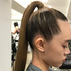 hair preview 8a667c75-888f-4fa3-be75-50271e0853dc