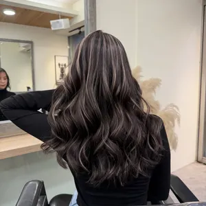 hair preview 1bb4f496-fde2-435e-9e69-3eb50f03d896