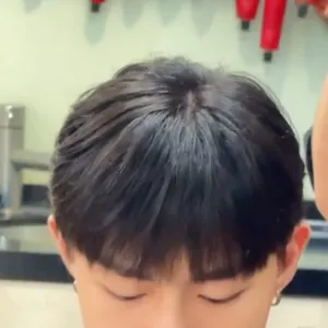 hair preview 37440d3c-8007-4feb-9033-d4af91a756d7