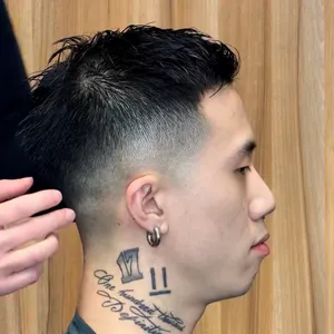 hair preview 9cd59170-79f1-492e-8fb4-1f5e4da06bca