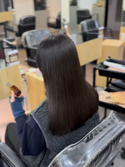 柔順感縮毛矯正作品，設計師 🦁獅獅Shih，台中西屯區AT17