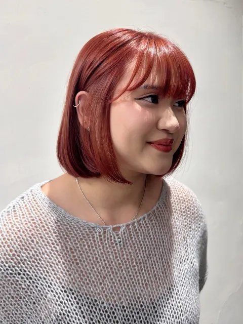 俐落短鮑伯 / 透光紅棕作品參考，設計師 嘉如(Anna)