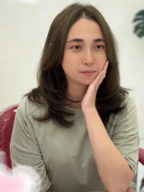 韓系層次剪作品參考，設計師 NIUNIU妞