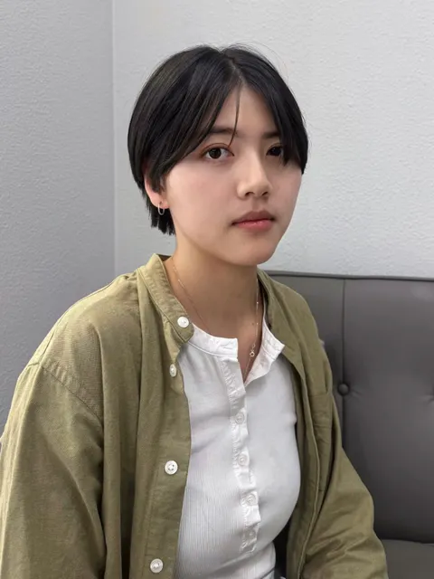 短髮作品參考，設計師 Evis
