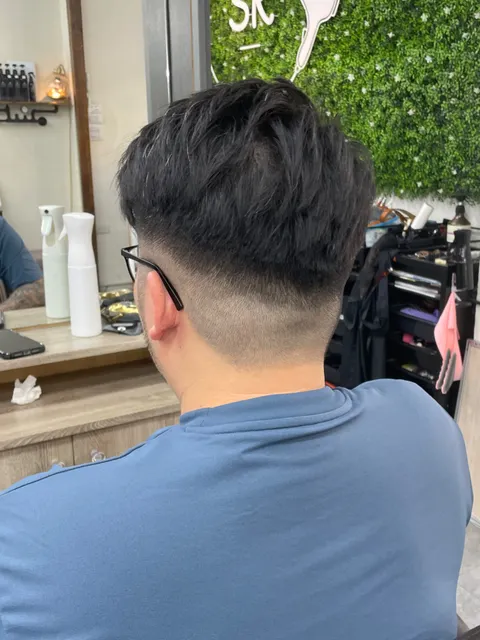 俐落男士剪髮作品參考，設計師 Allan/大帥