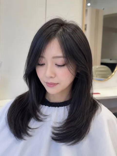 韓系層次剪裁作品參考，設計師 Liz