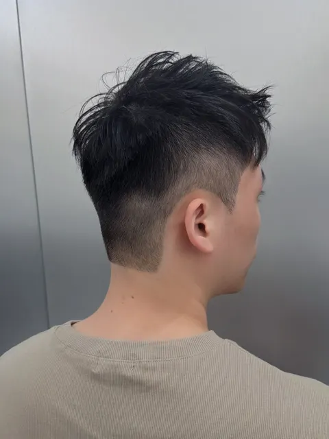 男生前刺髮型作品參考，設計師 Zoe