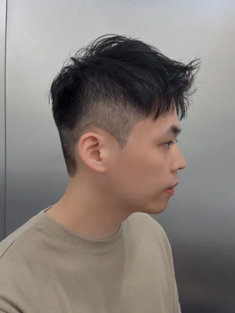 男生前刺髮型作品參考，設計師 Zoe