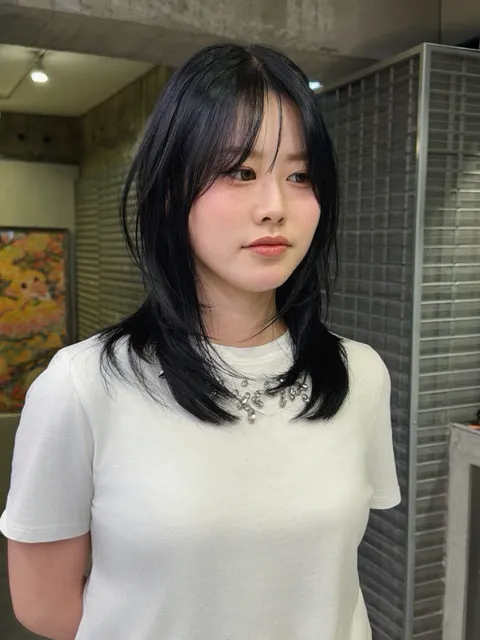 韓系層次剪燙作品參考，設計師 Round2 芝芝