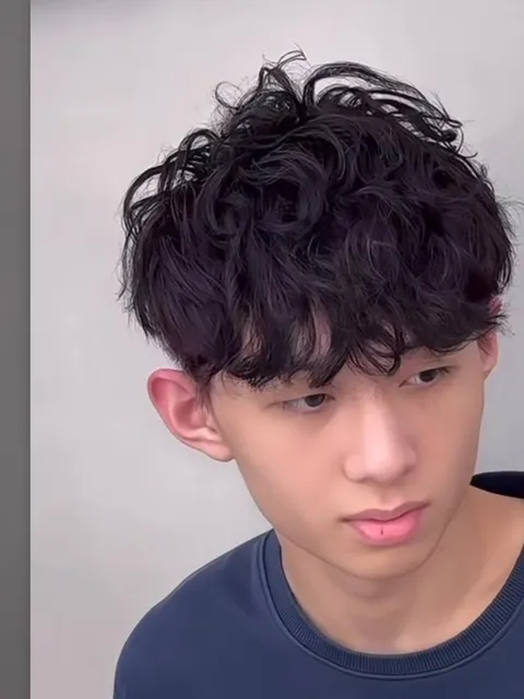 羊毛卷作品參考，設計師 Russell 💈（羅素）