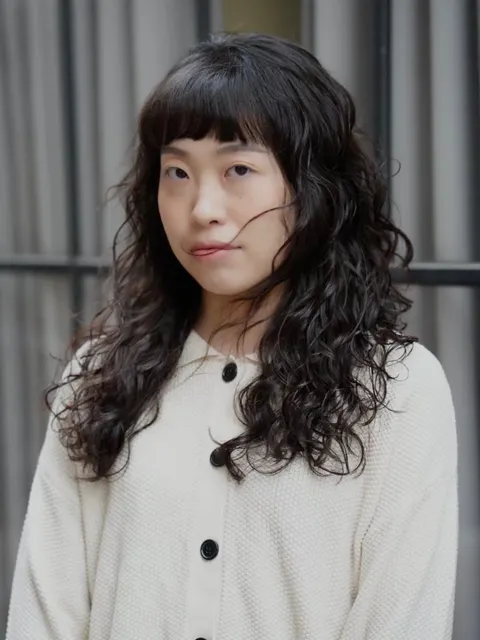 高波紋捲髮作品參考，設計師 Amy