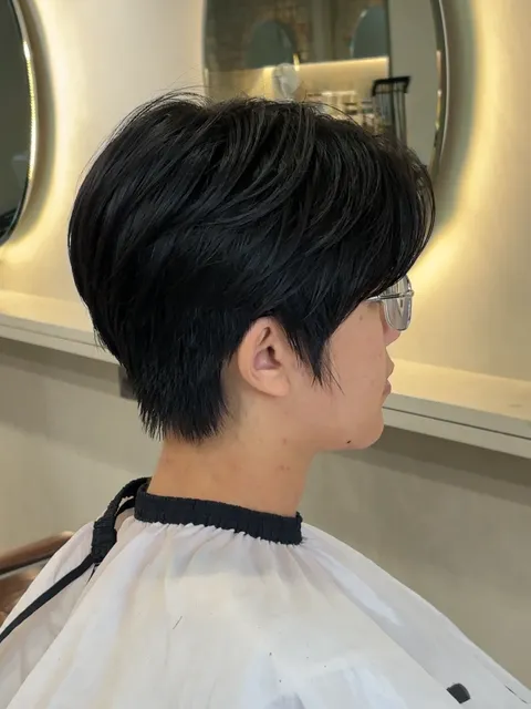 這邊有一些男生髮型作品參考，設計師 橙橙